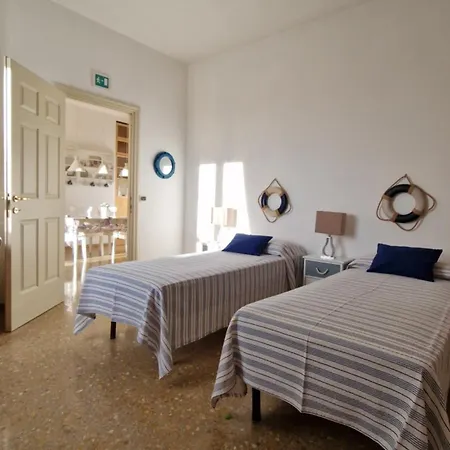 Holiday home Portuense 1499 *